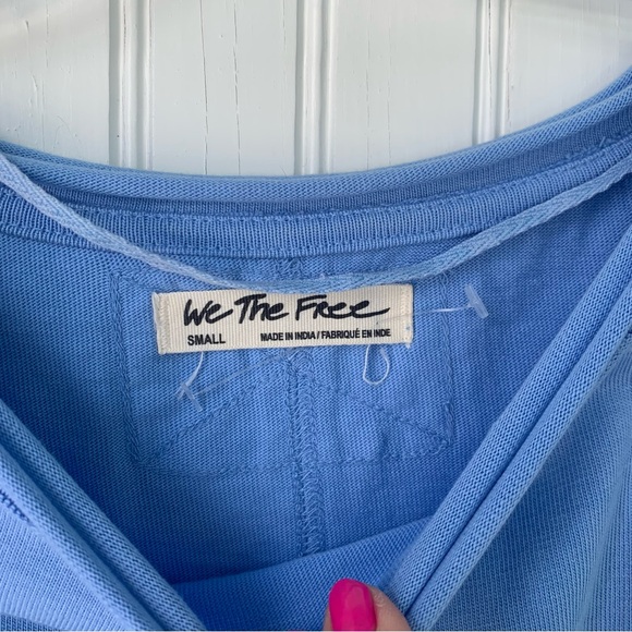 We The Free Tops - We The Free (S) Sky Blue w/balloon sleeves (Oversized would fit XL +)